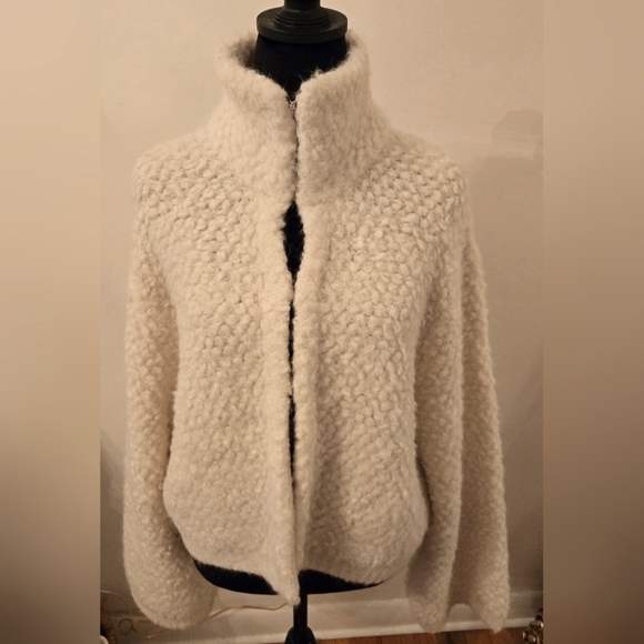 AMO Georgia Alpaca Wool Sweater Made In Peru - Picture 1 of 10